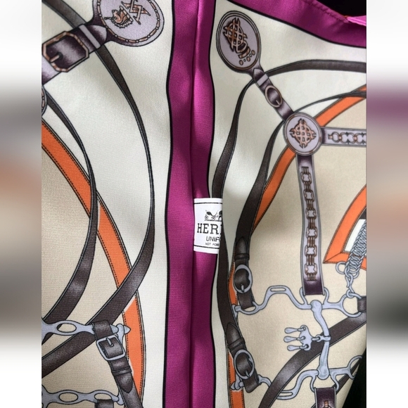 Hermès Scarf Print Tote Bag, Birthday Gift, VIP, New! - Picture 5 of 9